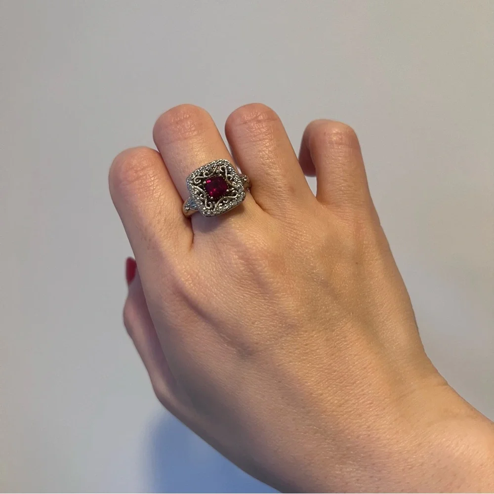 NEW Diamonique Elegant Silver and Red Gemstone Ring - Picture 3 of 5